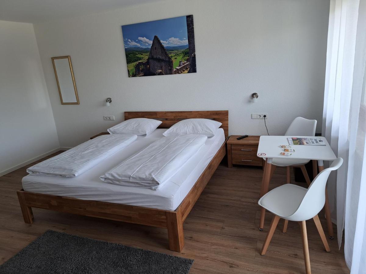 Double Room,1498631575:JPEG