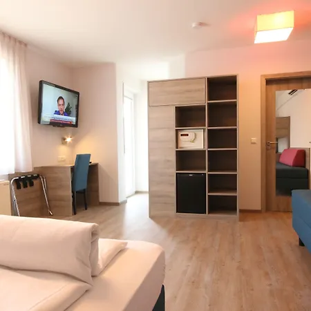 Gaestehaus Mythos-3
